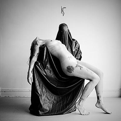 Hide - Castration Anxiety